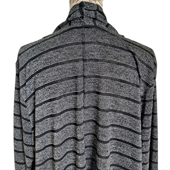 💖 Lane Bryant Black grey stripe Classic long open front cardigan plus 26/ 28 - Picture 6 of 14